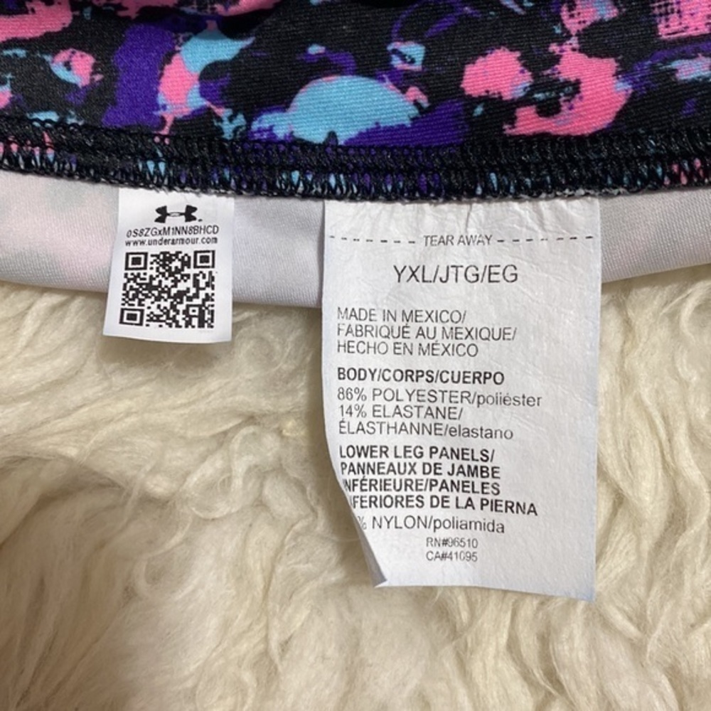 NWT Girl’s Heatgear Under Armour Printed Ankle Crop Leggings YXL - Picture 5 of 6